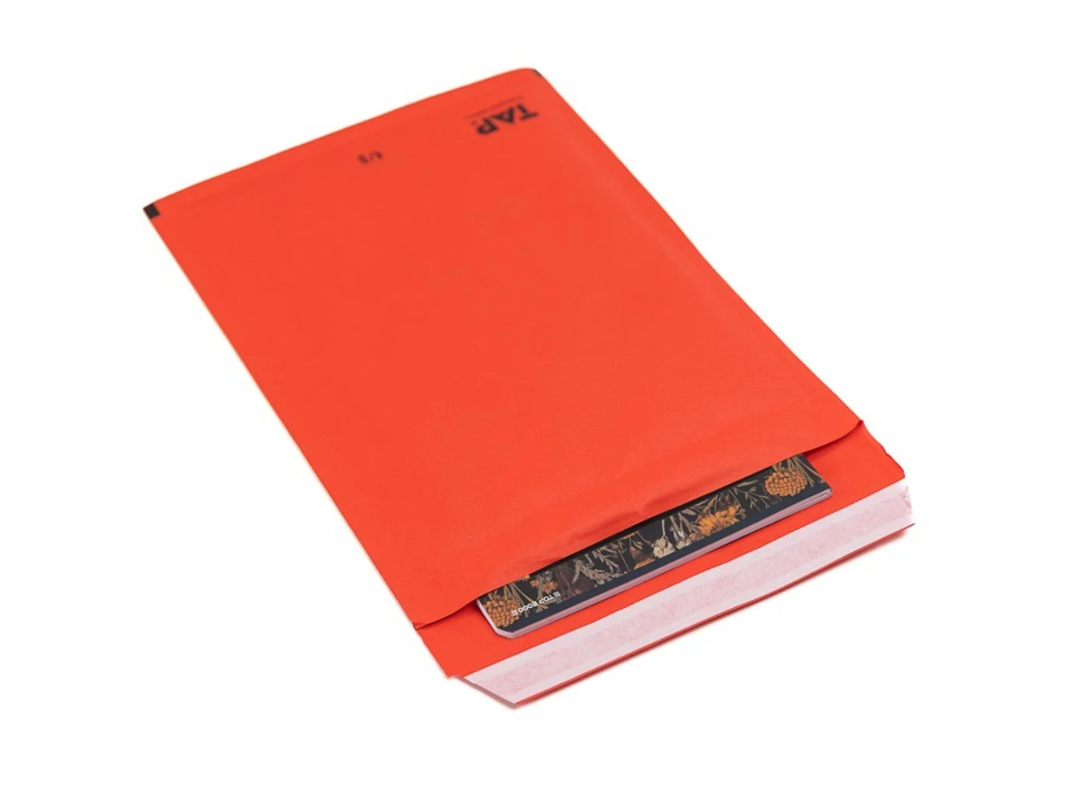 Bublinková obálka D, červená - 003