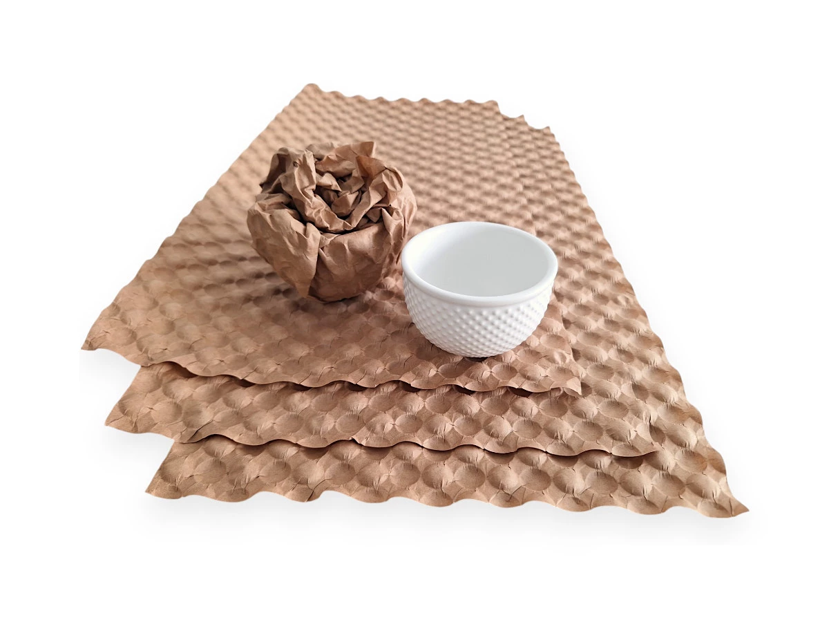 Bublinkový ražený papír, proklad 500x250mm - 003