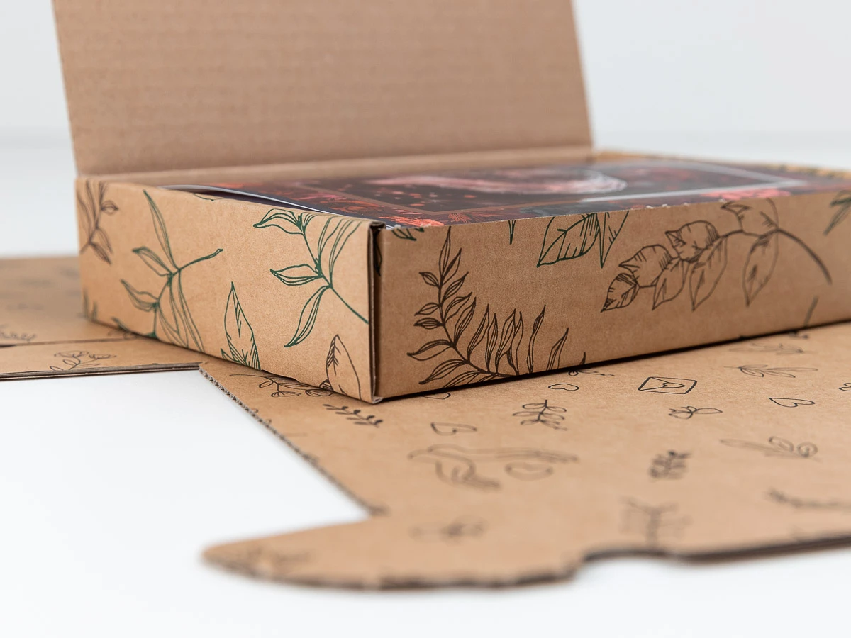 Dárková krabice s potiskem listů 220x150x42 mm - 004