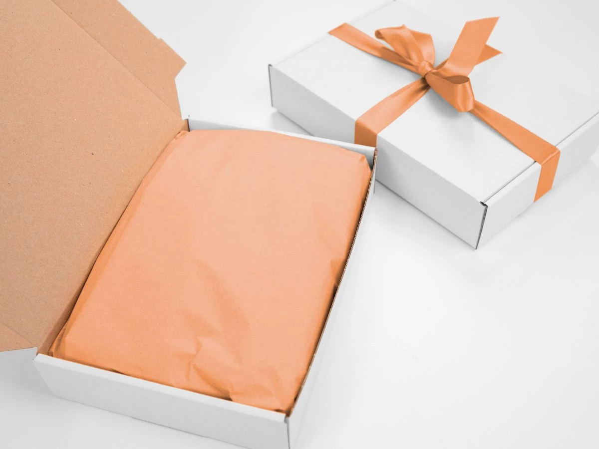 Hedvábný papír 500x750 světle oranžový - 001