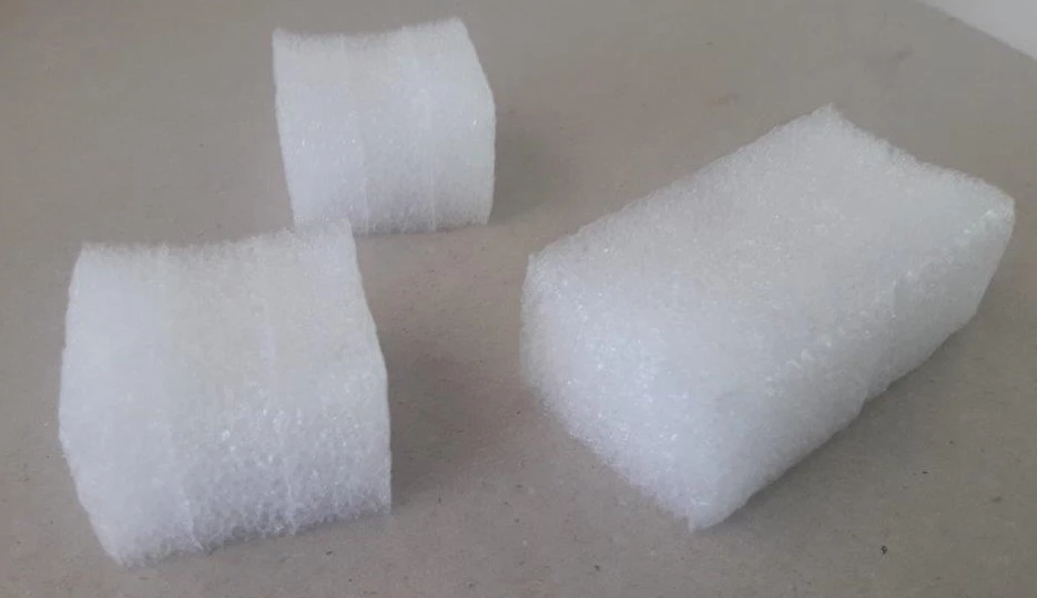 Kostky 50x50x35 mm z pěnového polyetylenu (EPE) - 002