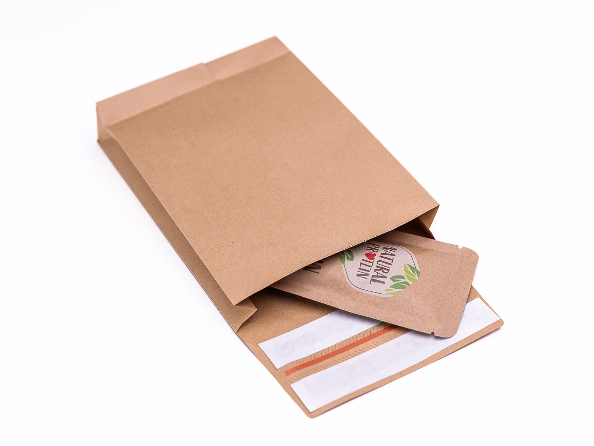 Obálka papírová s křížovým dnem a bočními sklady (kraft) 250x350, 2 lepící pásky - 003
