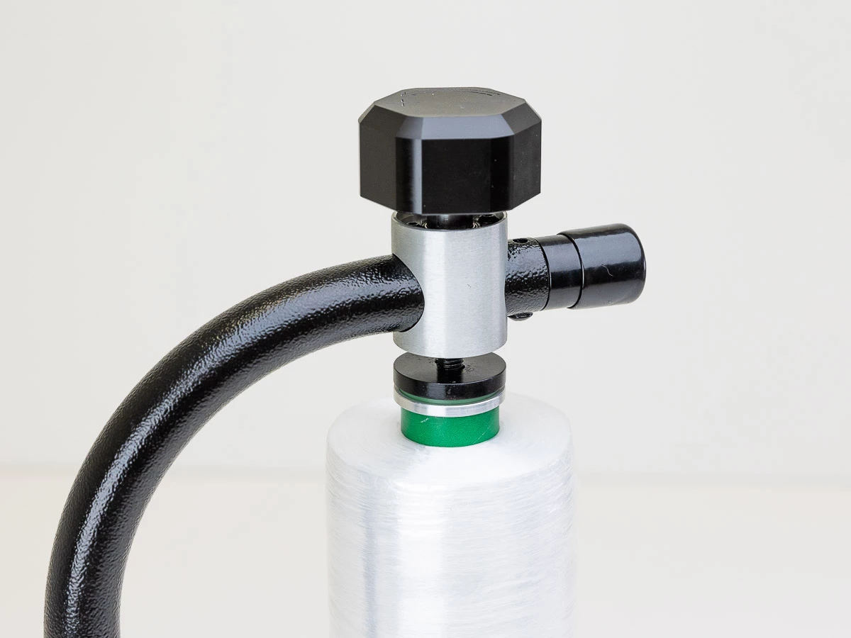 Odvíječ průtažné fólie STRETCH BOLT - 002