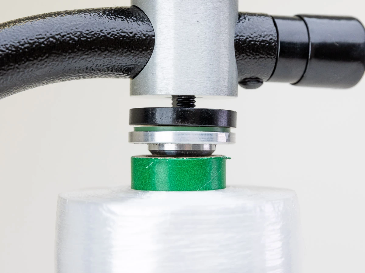 Odvíječ průtažné fólie STRETCH BOLT - 003