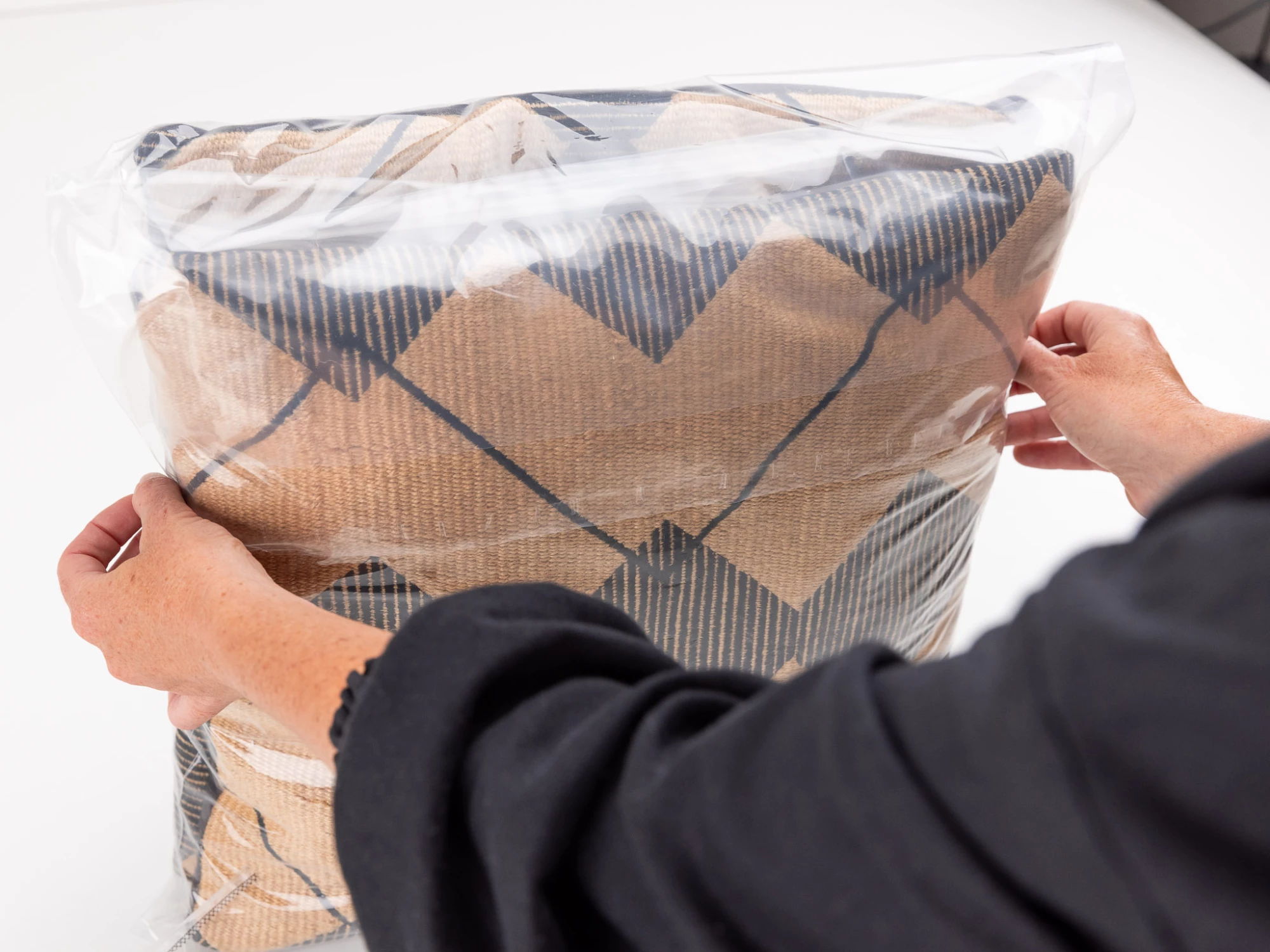 Sáček plochý 600x950+40/0,055 PE, samolepící klopa - 003