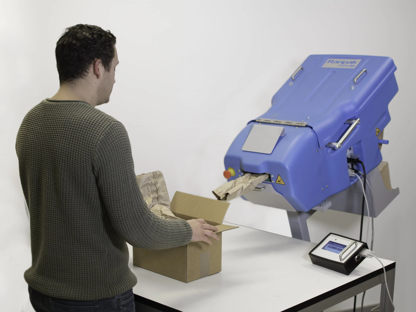 Stroj fixační PadPak CC - 003