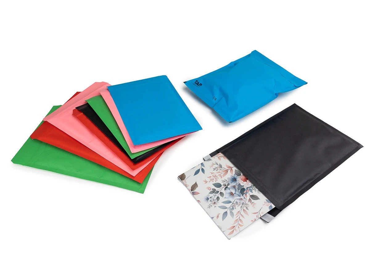 Bublinková obálka barevná - 002