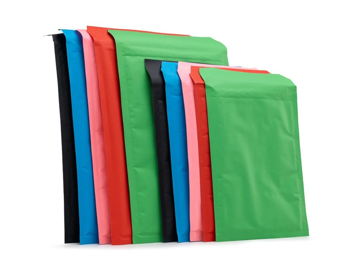 Bublinková obálka barevná - 004